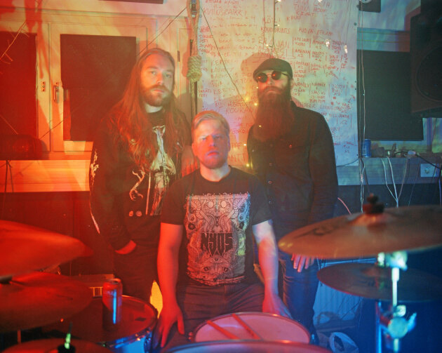 Finnish Stoner Doom Trio Highwalker  Signs To Argonauta Records + Shares First Song From Upcoming Album!