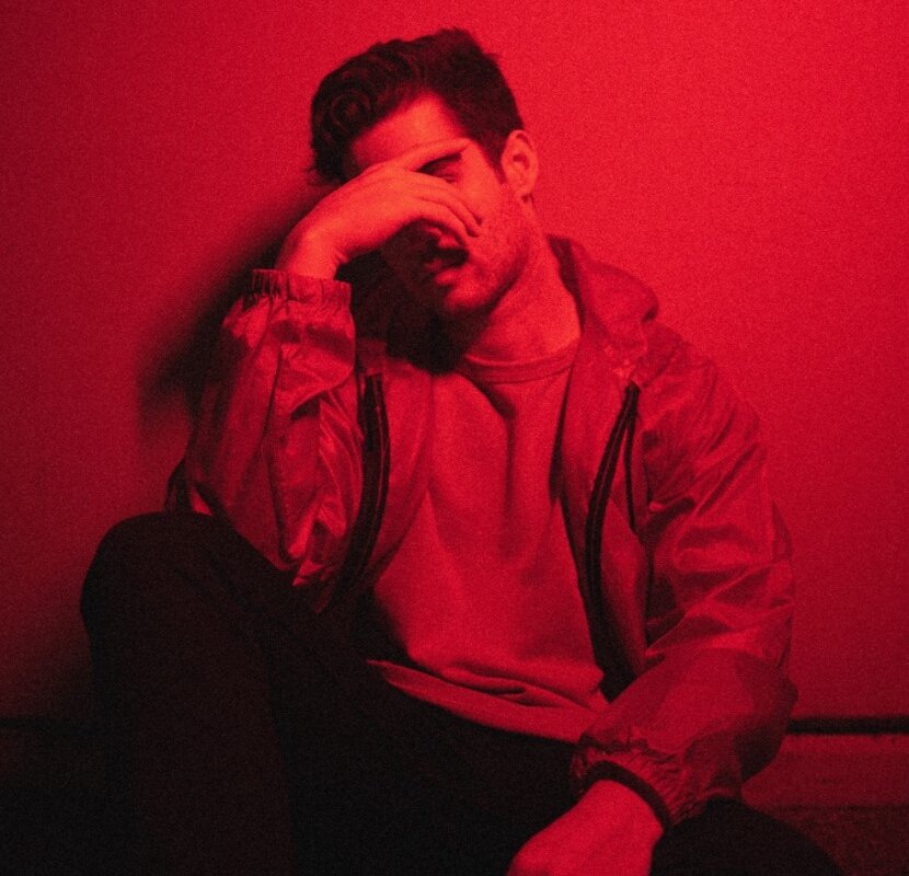 Modern Pop Maestro Clo Sur Releases Debut 5 Song Album 'Blood and Sunshine Part 1'