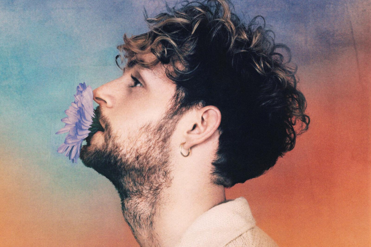 Tom Grennan releases "Remind Me" 