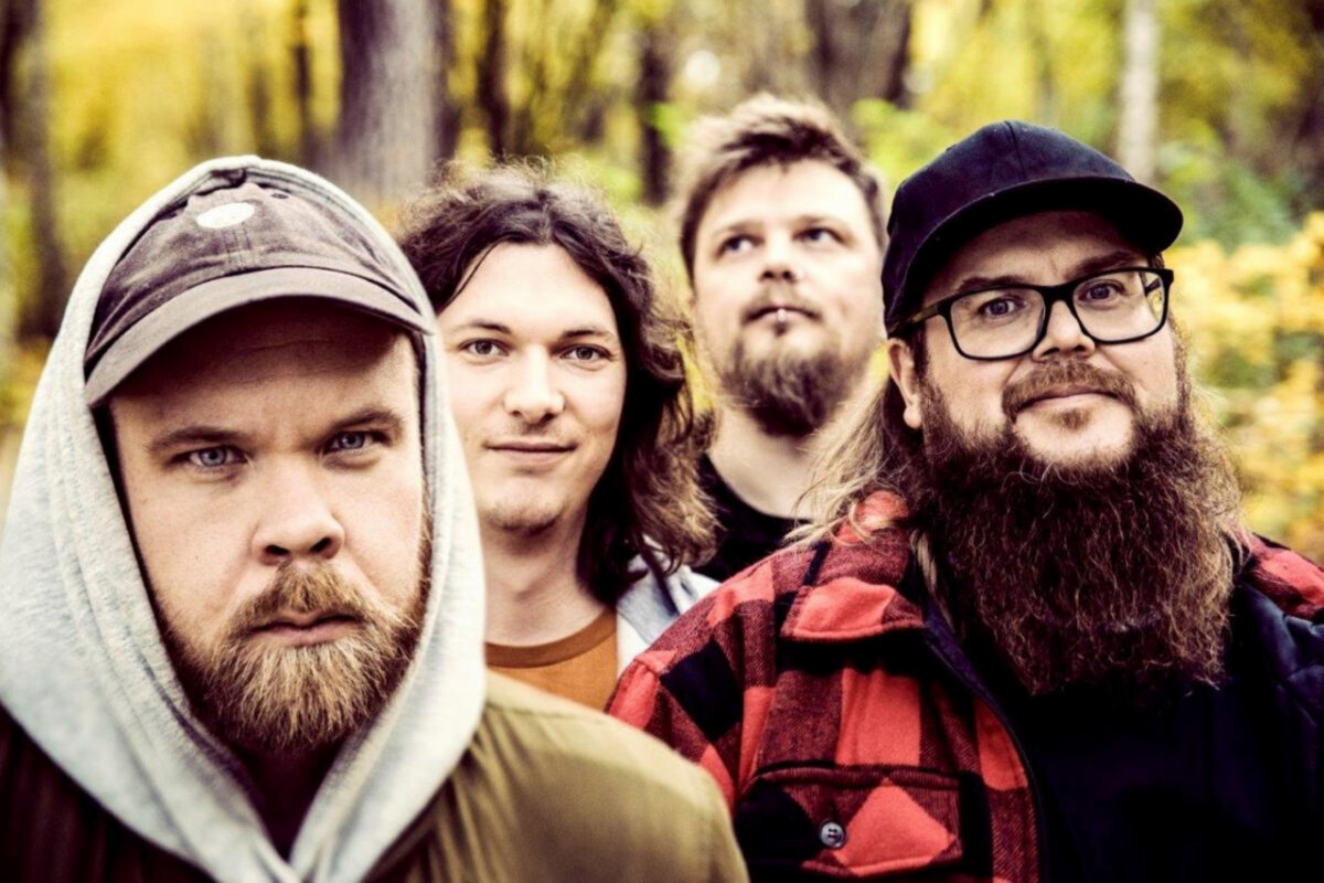 Greenleaf sign with Magnetic Eye Records