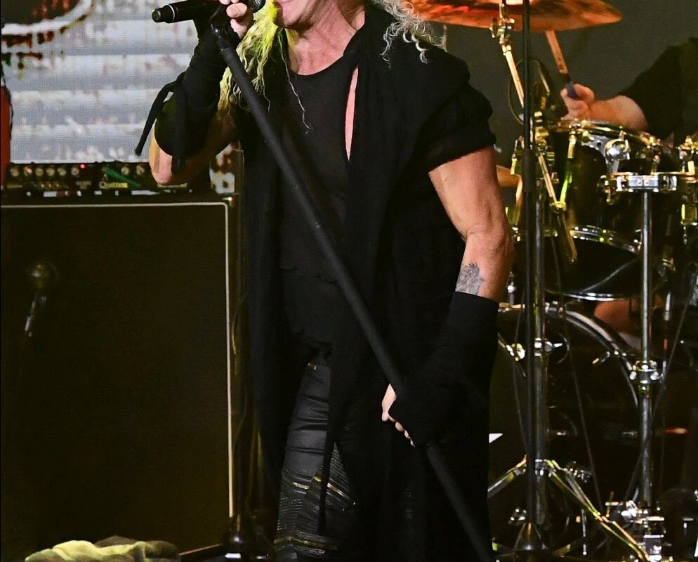 Dee Snider Reveals "Stand (for Ukraine)" Awareness Music Video, Launches World United Live Support Campaign
