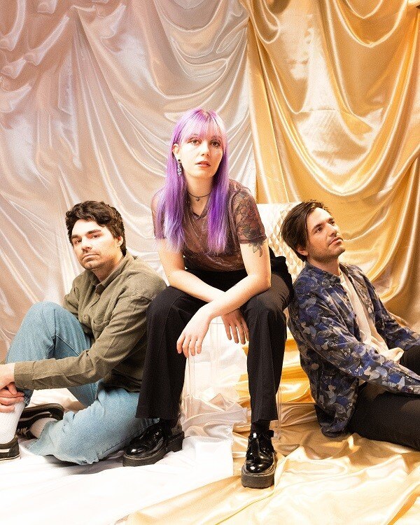 Oakman is back with their brand new single  “Night” New Video