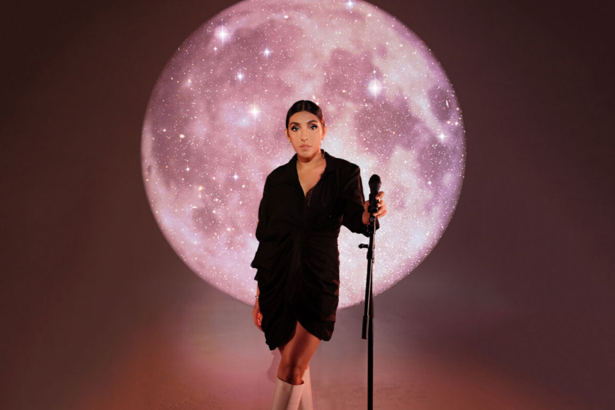 Rupi Kaur op zaterdag 15 oktober 2022 in Koninklijk Theater Carré