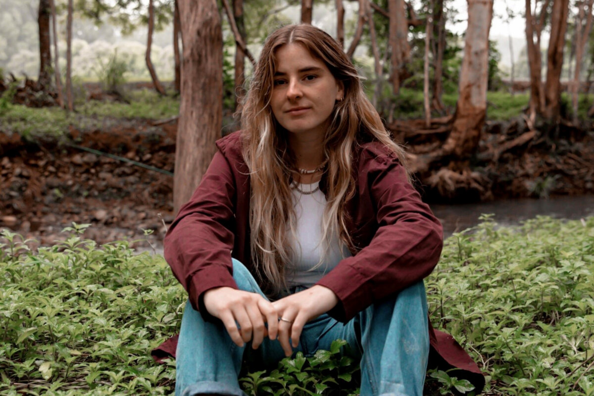 Hannah May: New Single 'Earthside' Out Now
