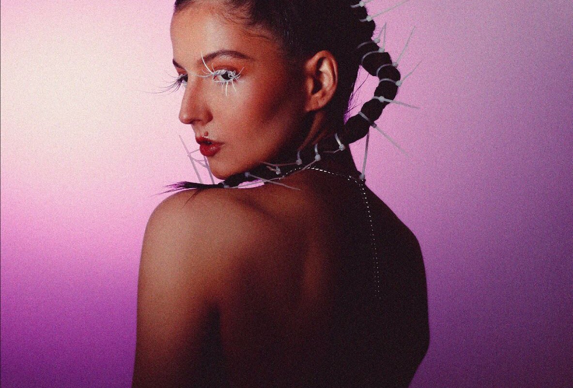 Cassie Marin Shares New Single "Wow Factor"