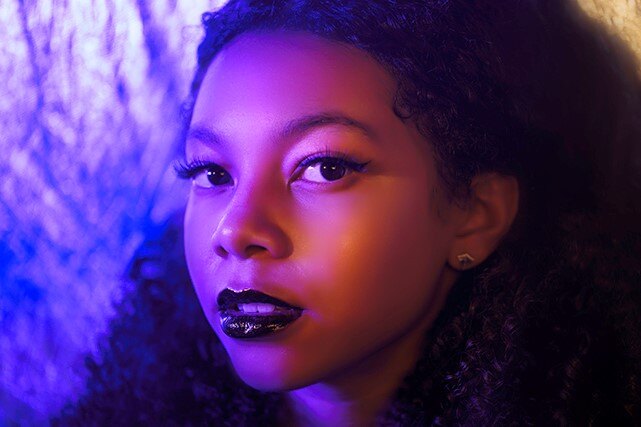 Powerhouse R&B Singer, Songwriter & Actor Simone Miller Reveals Heart-Wrenching “Older” Single & Video
