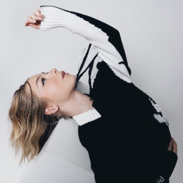 LUKA voluit in rockmodus op nieuwe single 'BLAME'