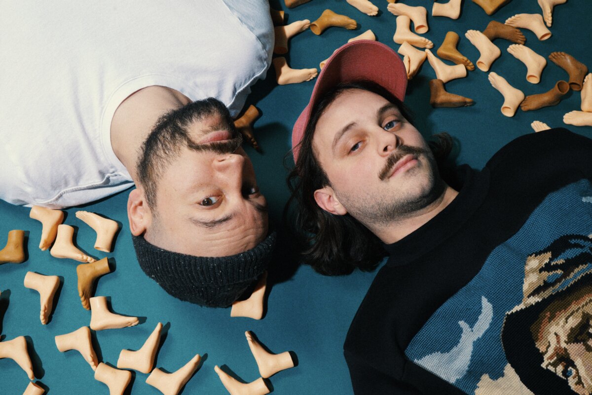 Brussels lo-fi popduo Twin Toes lanceert nieuwe single « Ghost Hair »