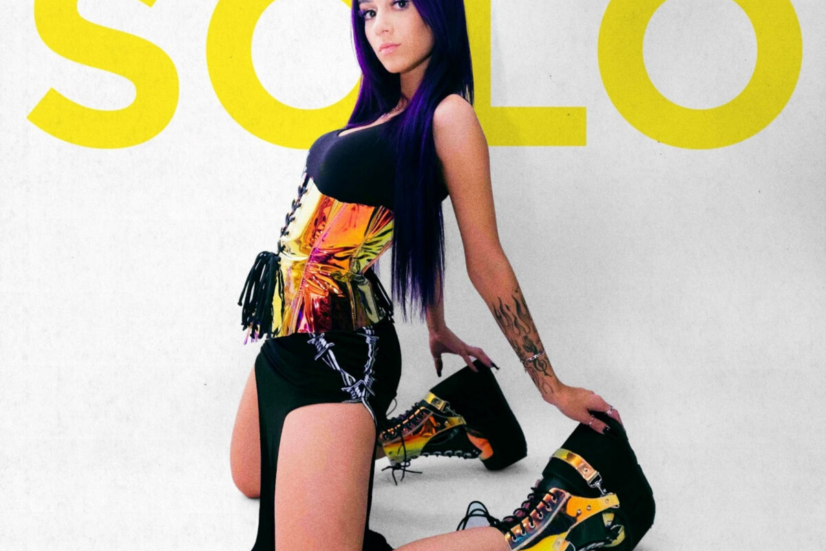 Aviella shares empowering single "SOLO"