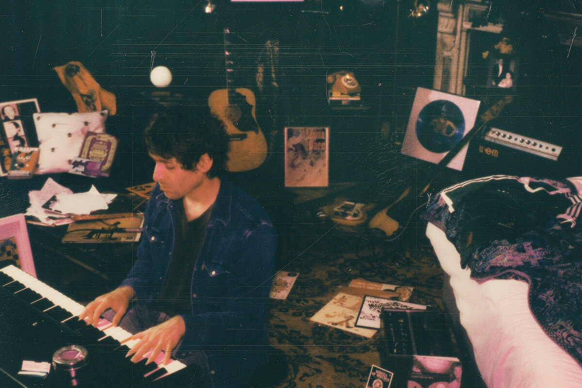 Paolo Nutini scoort zijn eerste nummer 1 album met Last Night In The Bittersweet