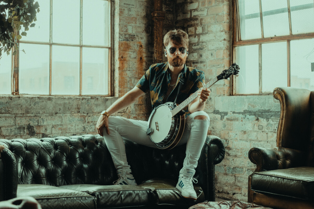 Fraser Edwards releases "The Reckoning"