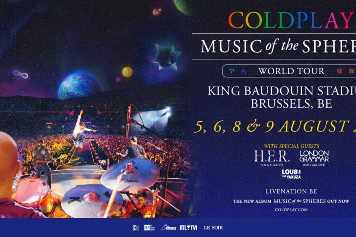 Het Atomium in een Kosmisch Coldplay-jasje