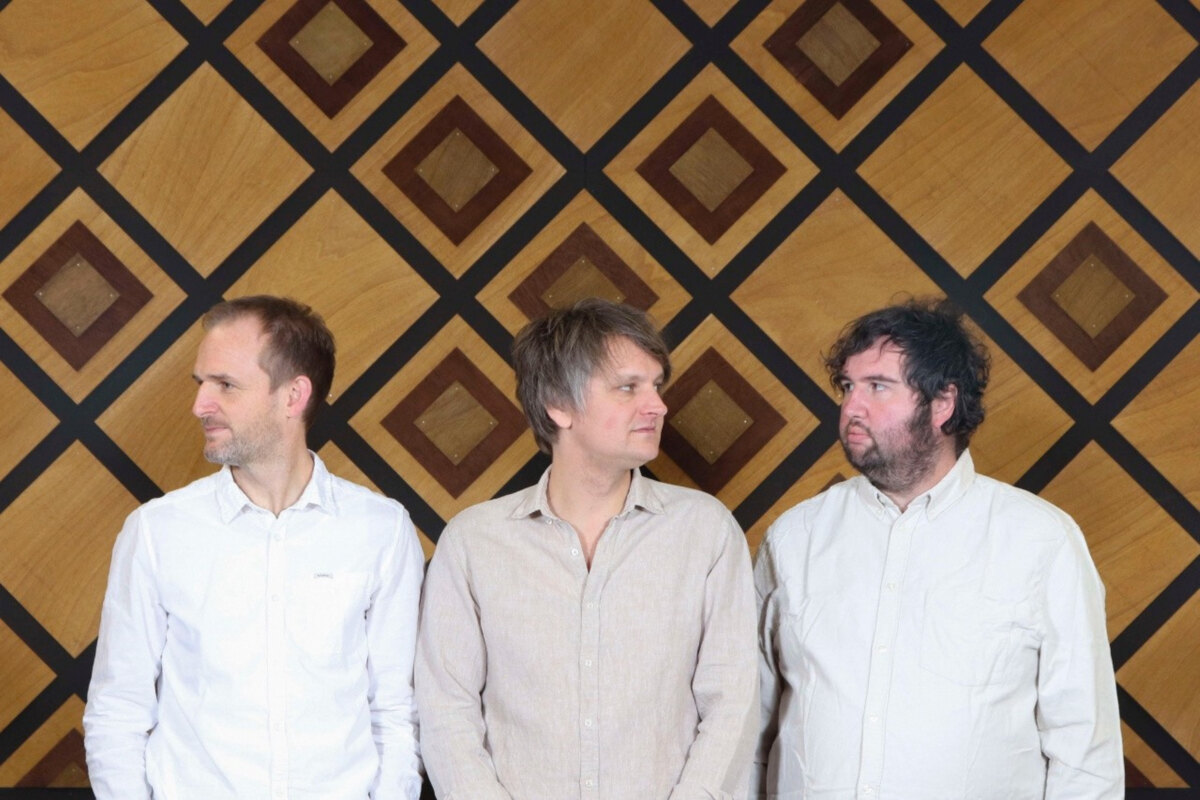 Garage Rock/ Psych Trio Kenneth Minor Shares New Video Single!