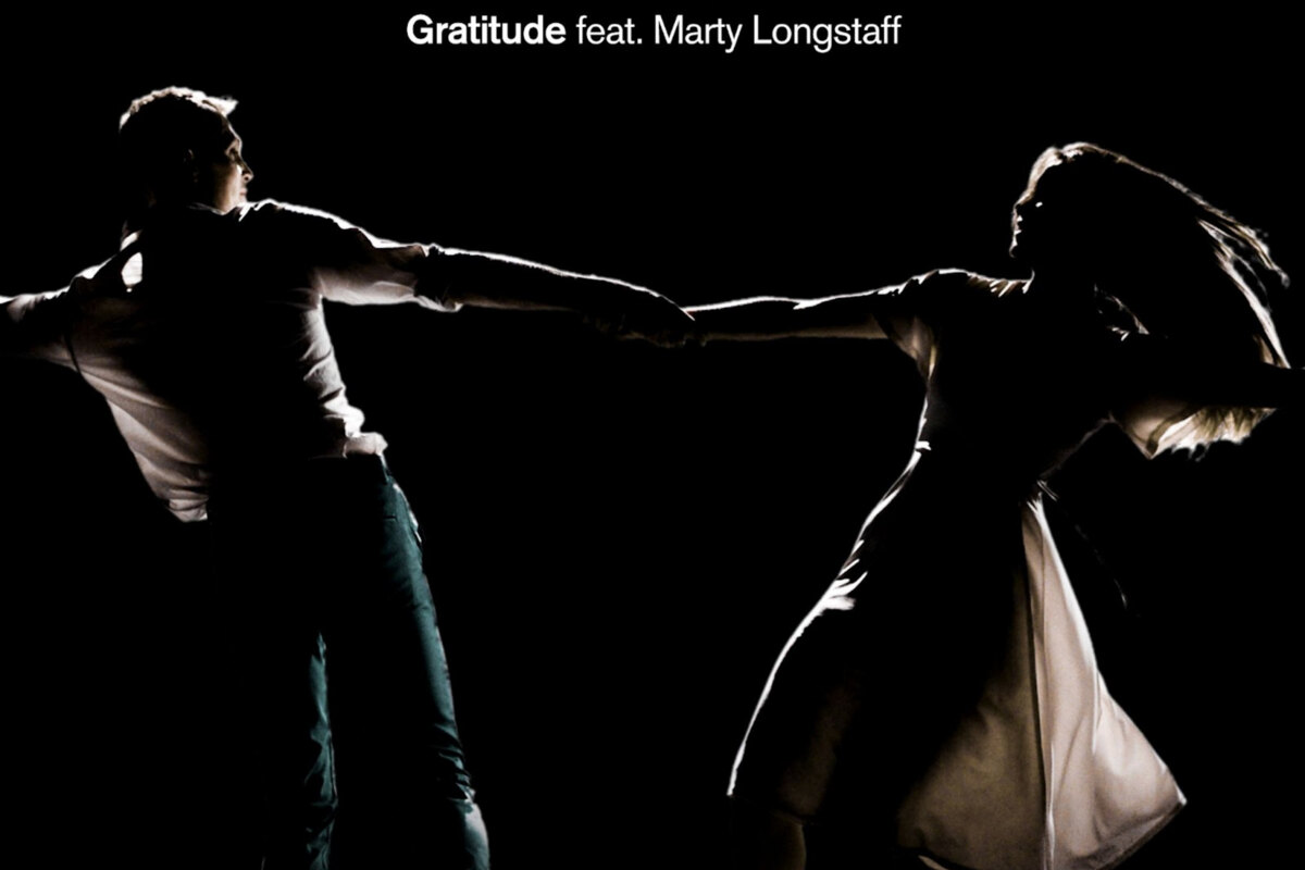 Sébastien Léger remixes Above & Beyond and anamē - Gratitude 