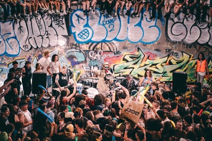 Belushi Speed Ball Stream No Comply 2 Live Performance