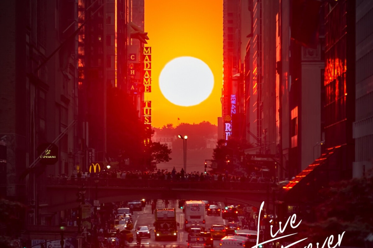 Proressive Pop-Rock Group Major Parkinson Reveals New Single "Live Forever"!