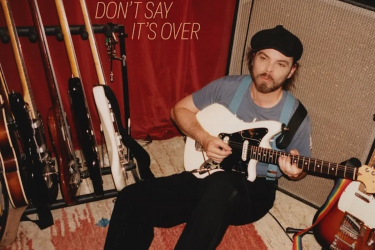 Gaz Coombes releases Don't Say It's Over 