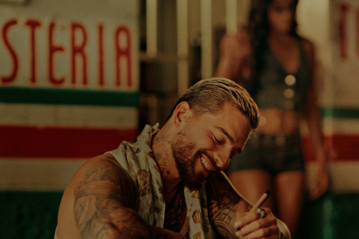 Maluma releases "Junio"