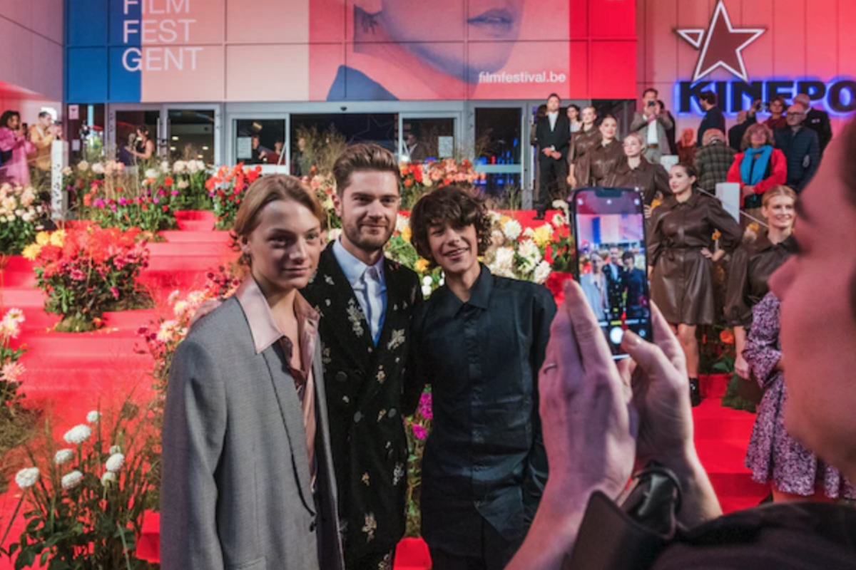 Rode loper wordt bloemenveld voor 'Close' op openingsavond 49ste Film Fest Gent