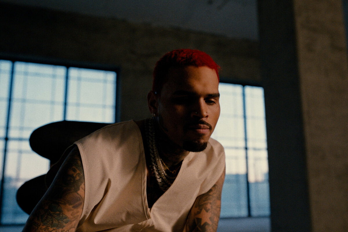 Chris Brown releases "Under The Influence" 
