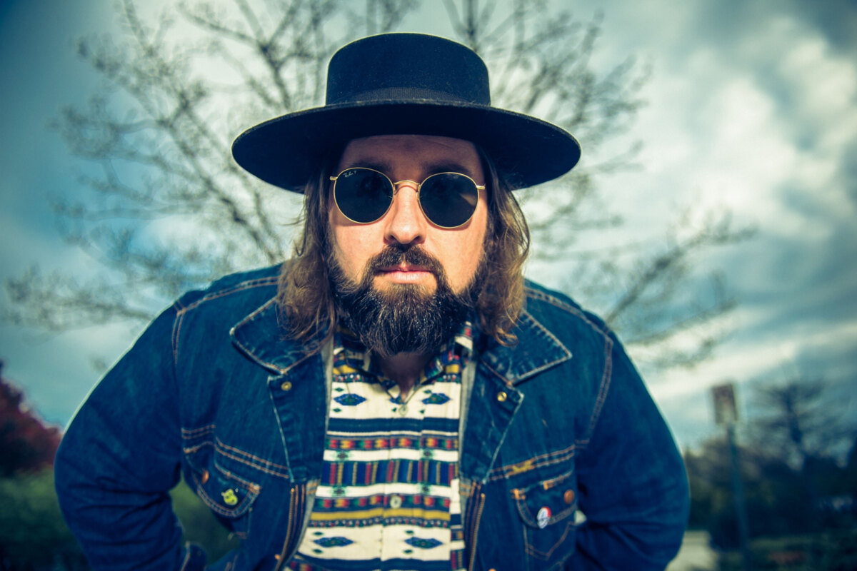 Bend Sinister's Dan Moxon Embraces Being a Steady, Stay-At-Home Adult on New Single "Real Good Guy" 