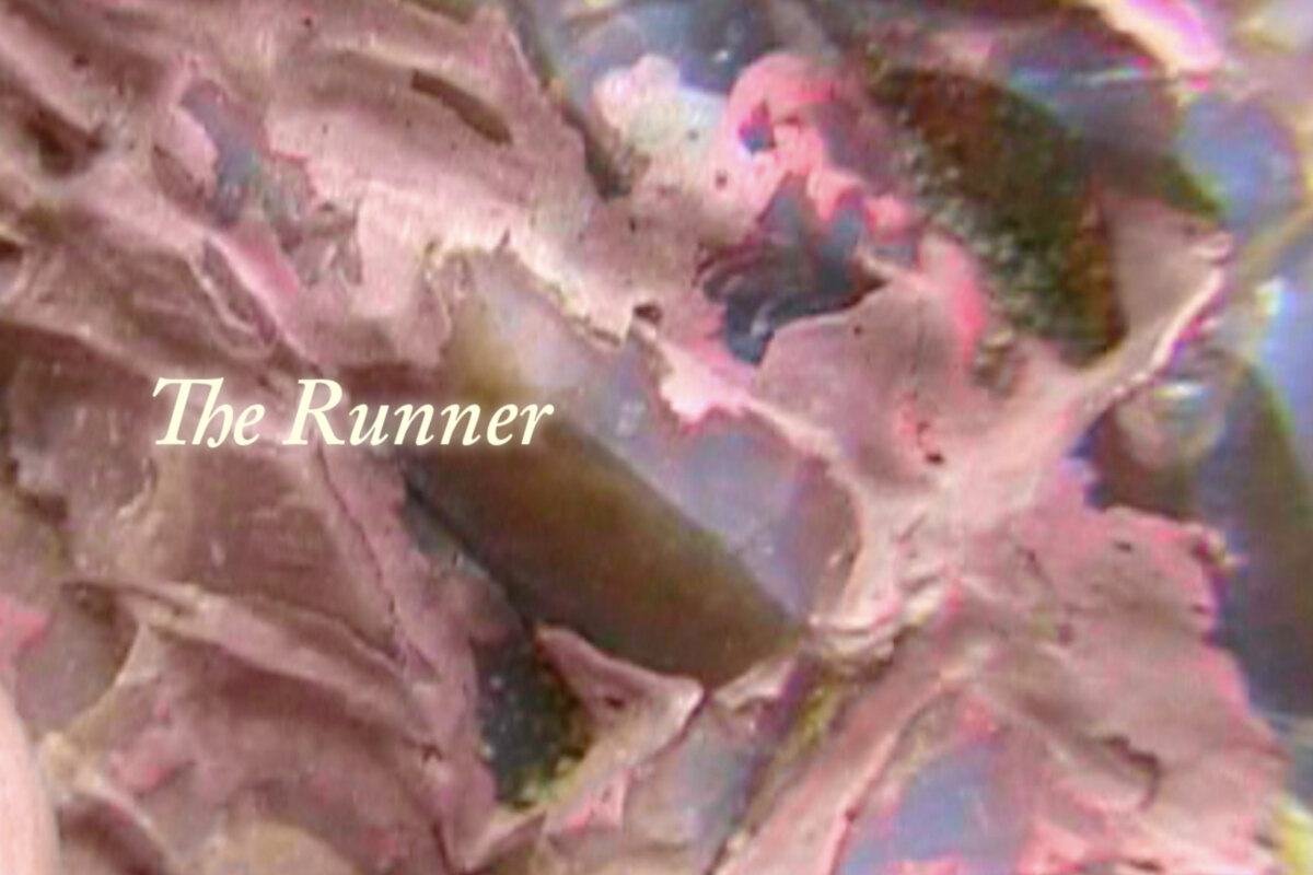 Uma Chine lost nieuwe single 'The Runner'
