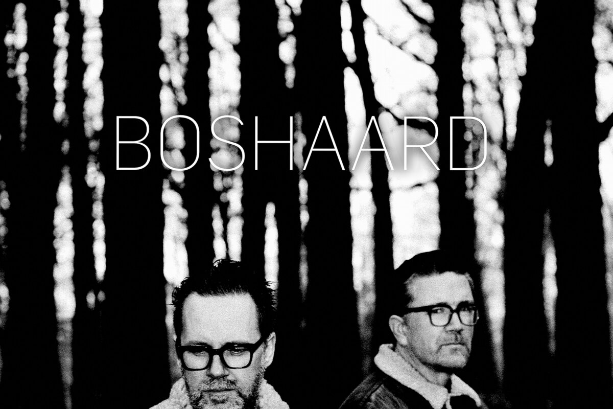 Boshaard brengt hun beklijvend filmisch concert nog tot april 2023 doorheen Vlaanderen.