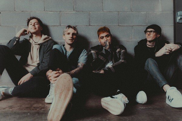 Dead Lakes Close Out The Year With Striking New Single And Visualizer “Stamina”