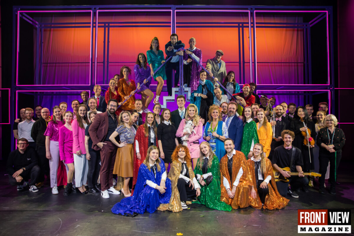 Feel good musical Legally Blonde kent bruisende première in Stadsschouwburg van Antwerpen