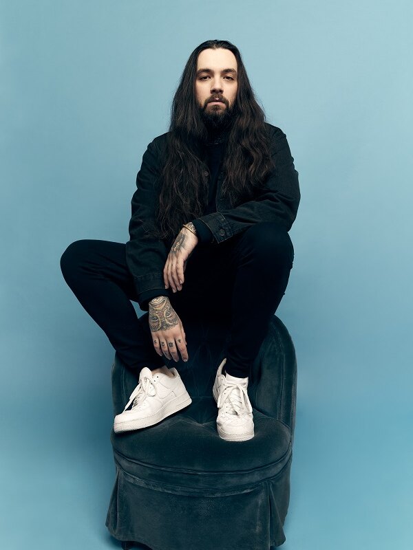 Letdown. - Powerhouse Alternative Rock Vocalist And Songwriter Announces Seven-Song Debut EP + Upcoming EU Tour In March