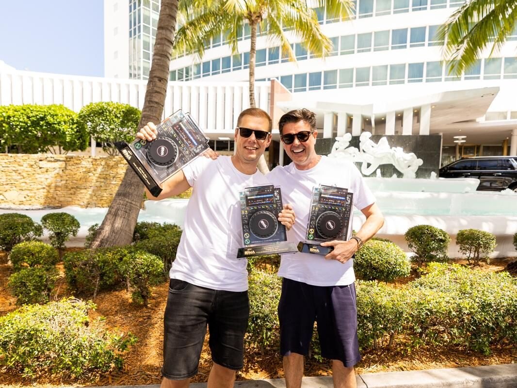 Maykel Piron, the CEO and co-founder of Armada Music, has been presented with an Industry Achievement award at the Electronic Dance Music Awards 