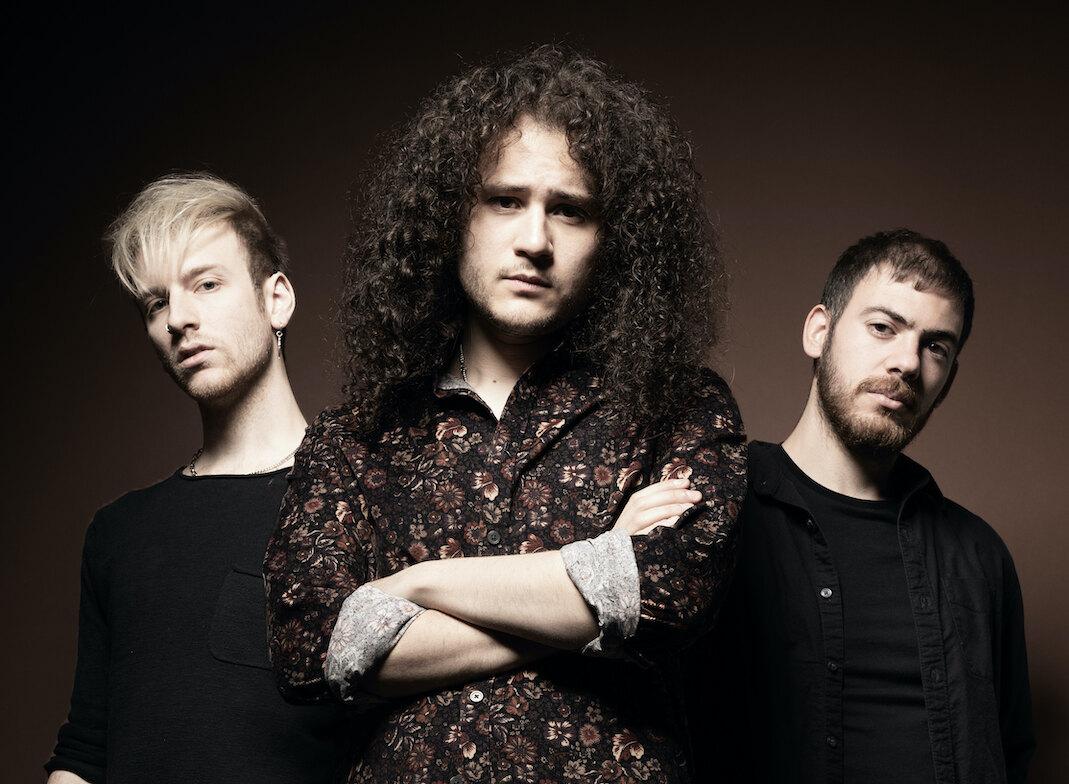 King Falcon stelt  Track & Video voor “Cadillac”