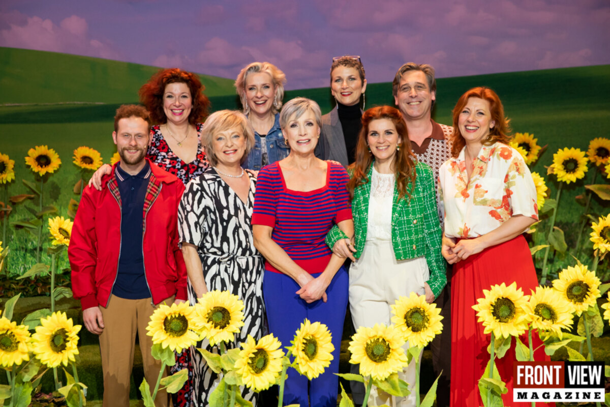 Publiek geniet van de feestelijke voorstelling van het hartverwarmende Calendar Girls