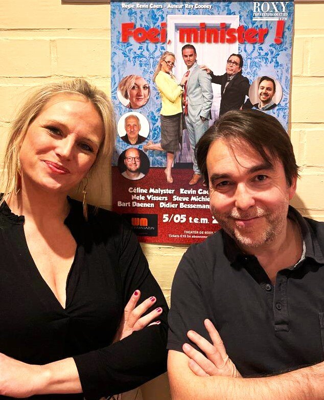 Celine Malyster en Gunter Reniers in 'Foei, minister!' in Theater De Roxy