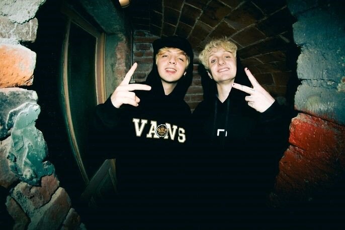 Love Ghost and Blnko deliver pop punk killer single, “Veneno”