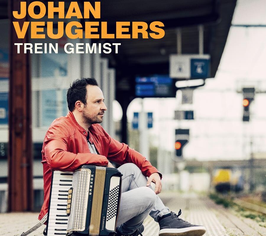 Zanger-accordeonist Johan Veugelers: “‘Trein Gemist’ ontstond twee weken geleden, toen de laatste trein al weg was!”