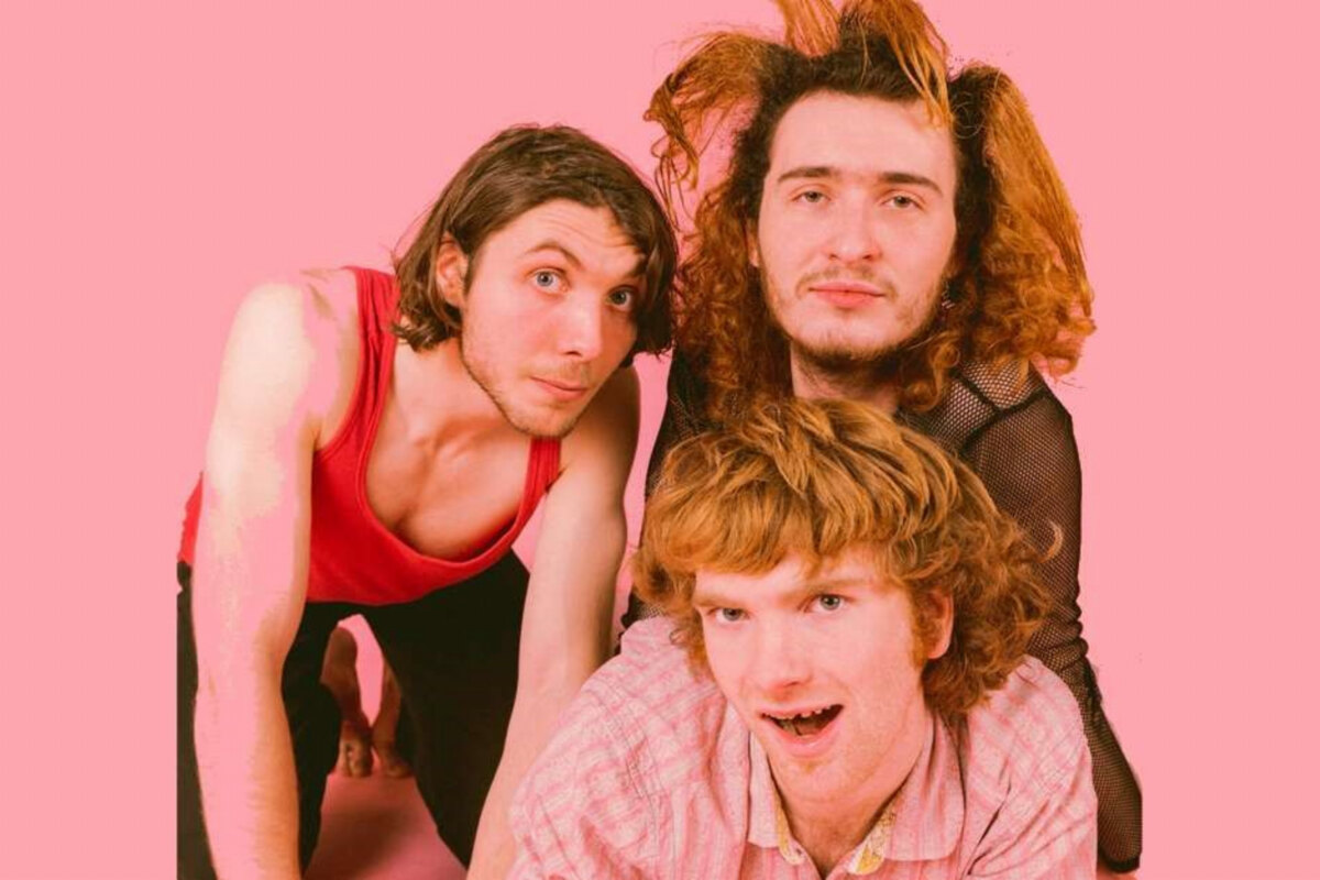 Sing Sing! as The Love Buzz play FIVE times at Glastonbury