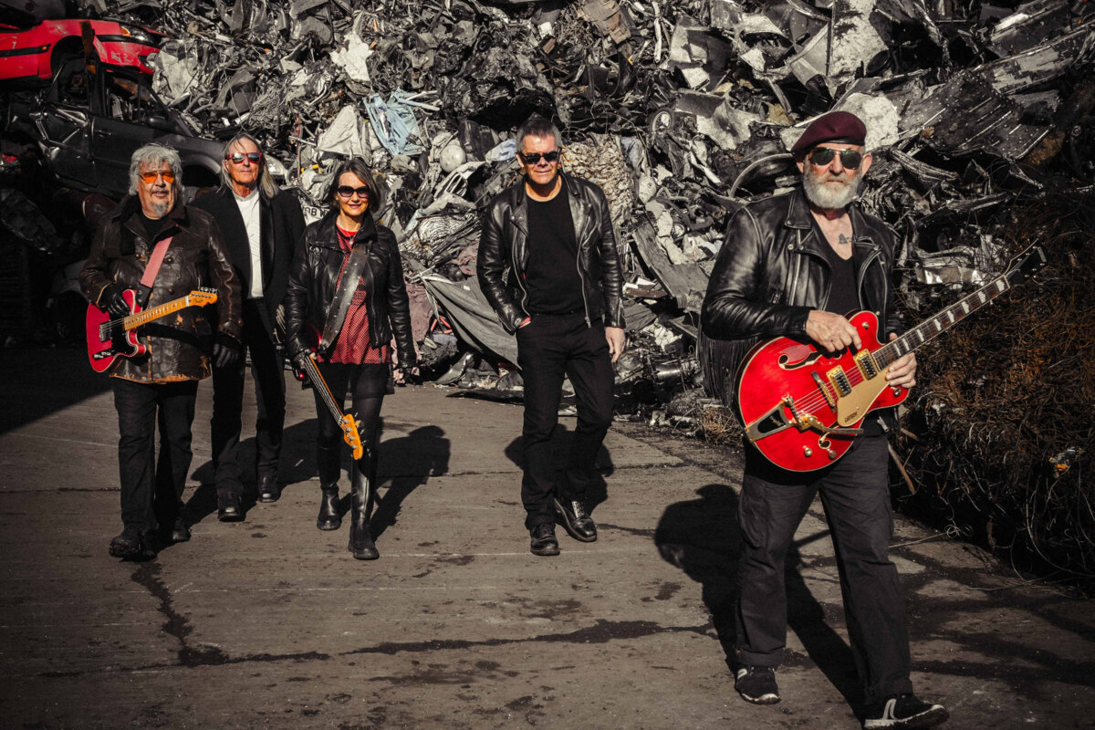 Red Guitars — Mark 40th Anniversary Of "Good Technology" With 2023 UK Tour