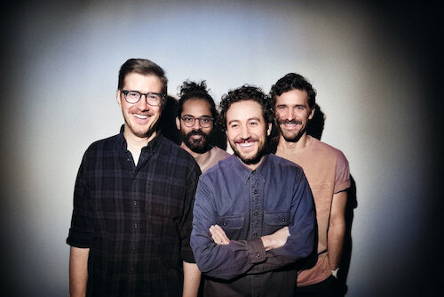Indie-folk kwartet Darlingside brengt album Everything is alive uit