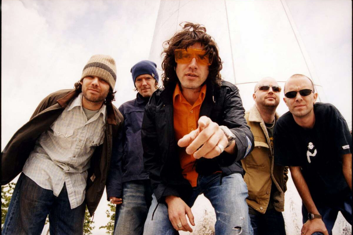 Golden retrievers and Coca Cola... Super Furry Animals reissue 'Phantom Power'