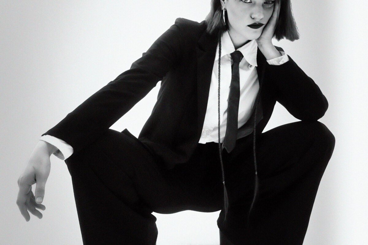 Inspired by a familiar saying that we're not made of sugar and won't melt in the rain - Helaine Vis' new Song 'No Sugar'