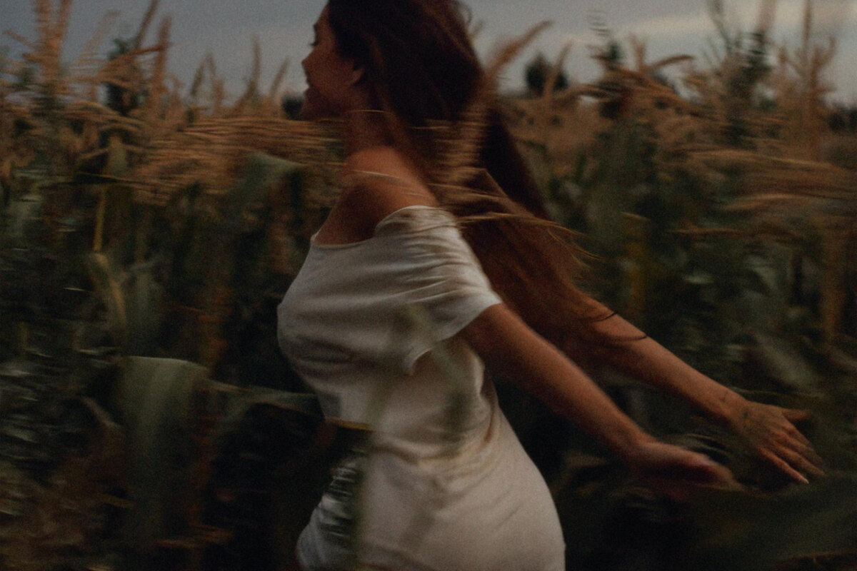 Madison Beer releases "Silence Between Songs"