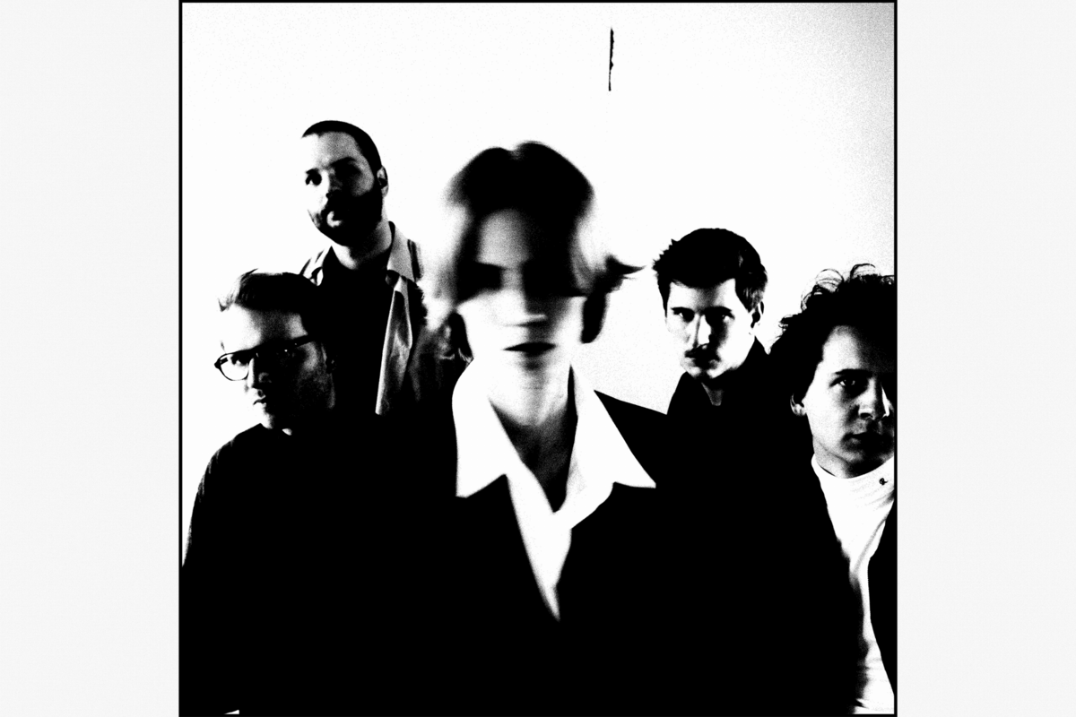  Whispering Sons komen naar De Roma