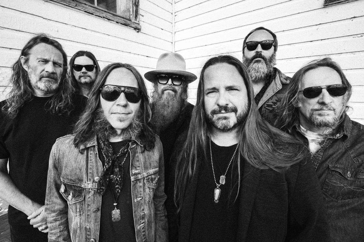 Blackberry Smoke brengt nieuwe singel A Little Bit Crazy uit
