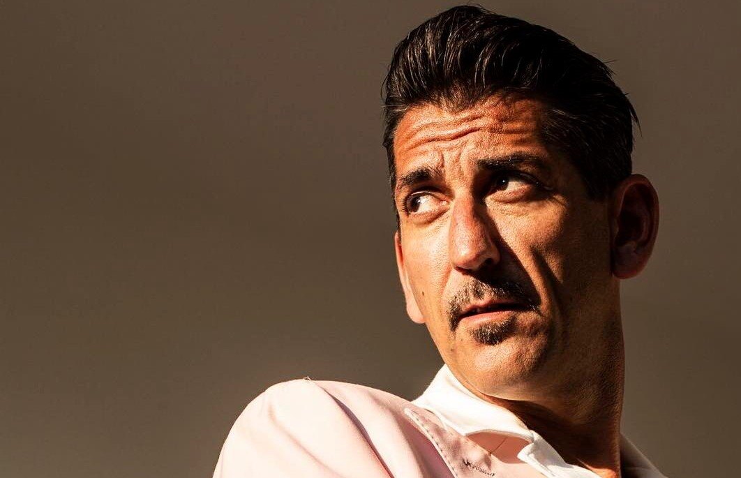 Danny Vera speelt op 17 december in Trix