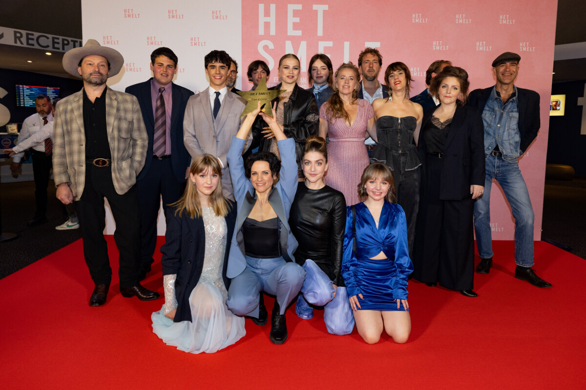 Het Smelt, het indrukwekkende regiedebuut van Veerle Baetens, ging vanavond in Kinepolis Antwerpen in première
