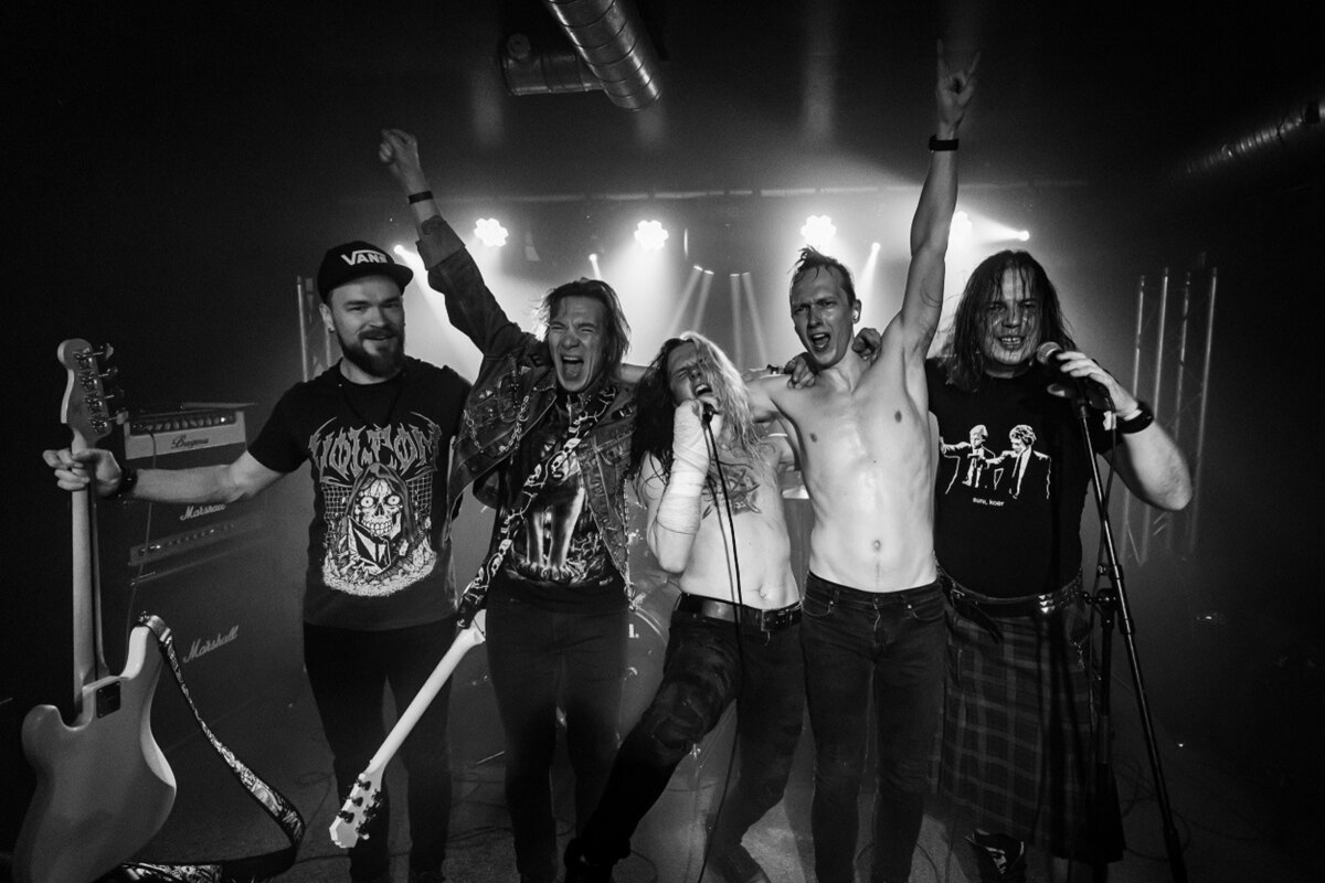 Atomic Punk Rock Powerhouse Elukas  Drops "Vein" Official Video