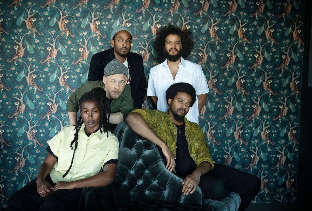 Free-Jazz Quintet Irreversible Entanglements: Protect Your Light