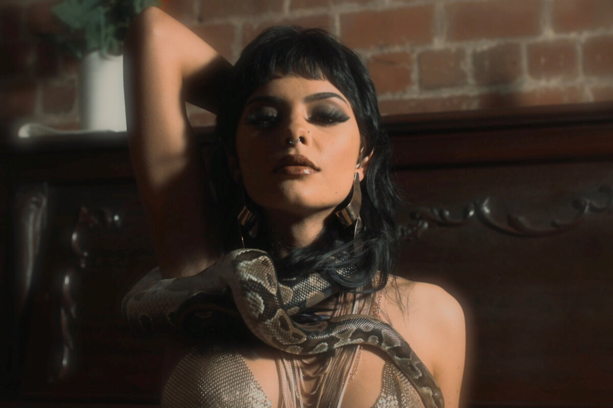 Toronto's Wrené Unleashes Her Dark Wonderland with Electrifying Single 'Venom' from Album Metamorphosis