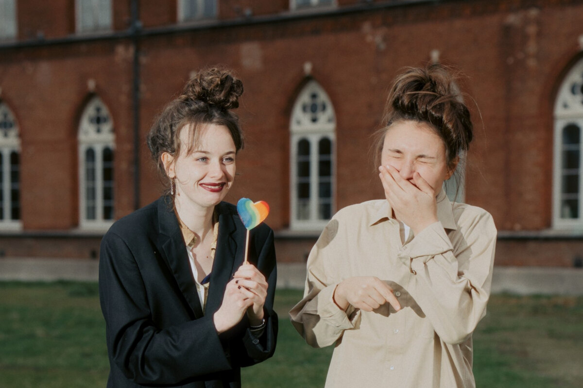 Kids With Buns' new single 'stubborn mind'